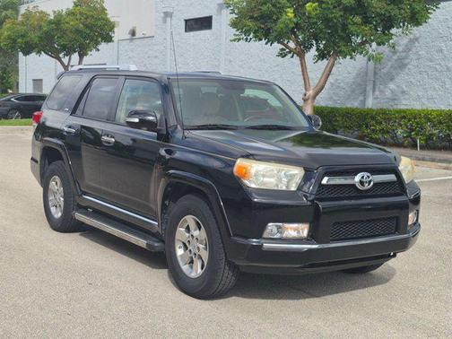Black 2013 Toyota 4Runner SR5
