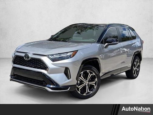 2025 Toyota RAV4 Hybrid SE