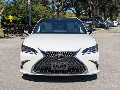 2022 Lexus ES 350 Base