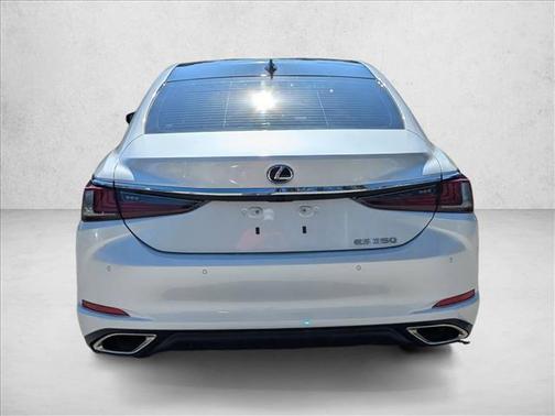 2022 Lexus ES 350 Base