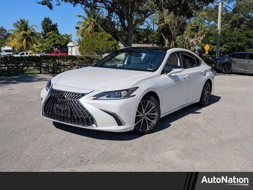 2022 Lexus ES 350 Base