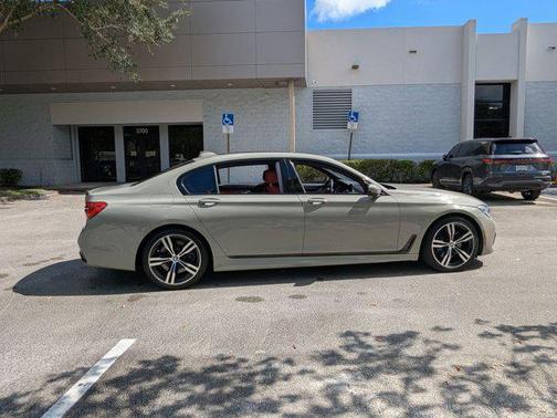 2018 BMW 750 I