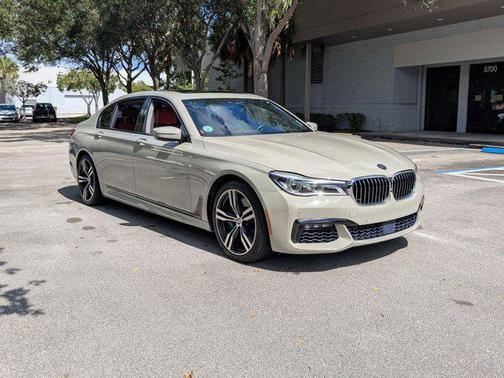 2018 BMW 750 I