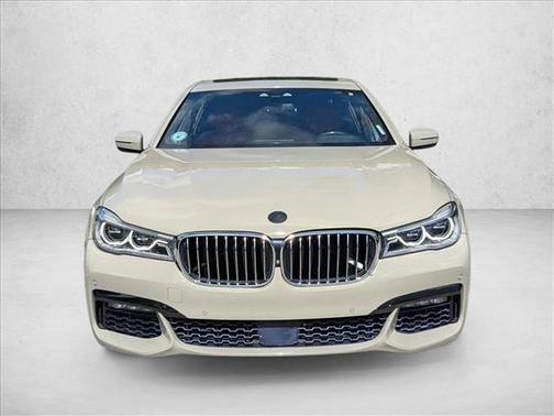 2018 BMW 750 I