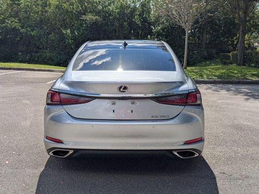 2022 Lexus ES 350 Base