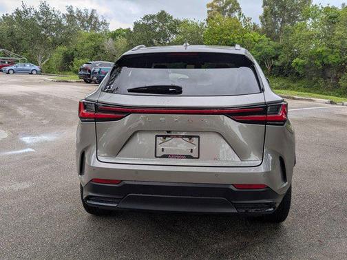 2025 Lexus NX 250 Premium