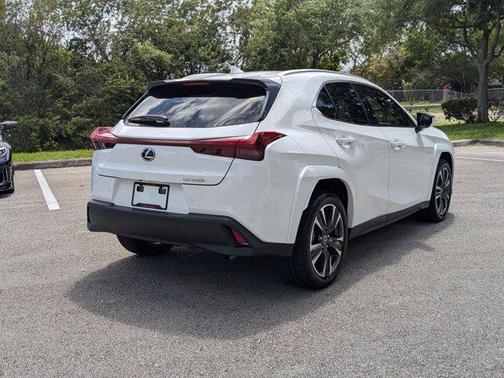 Ultra White 2026 Lexus UX 300h Premium