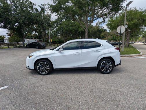 Ultra White 2026 Lexus UX 300h Premium