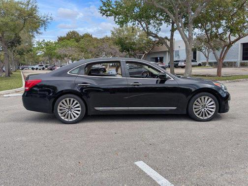 2016 Hyundai Equus Signature