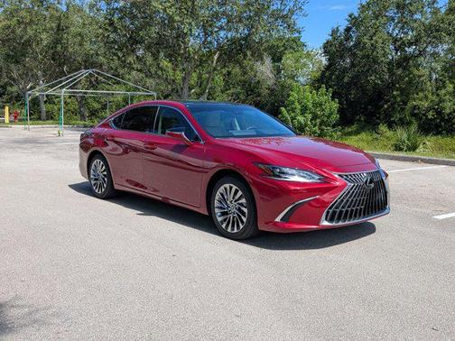 2025 Lexus ES 350 Ultra Luxury