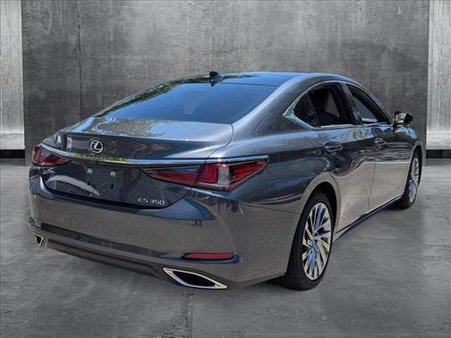 2025 Lexus ES 350 Ultra Luxury