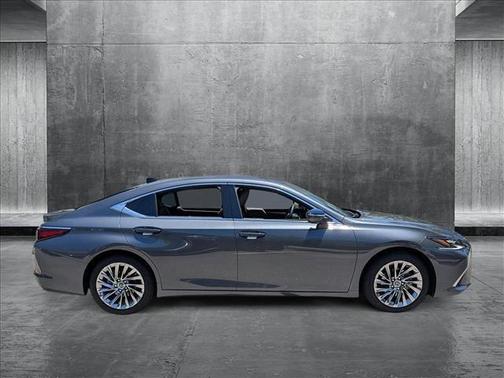 2025 Lexus ES 350 Ultra Luxury