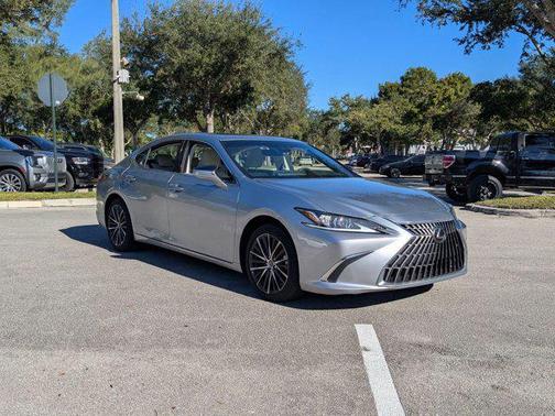 2023 Lexus ES 350 Base