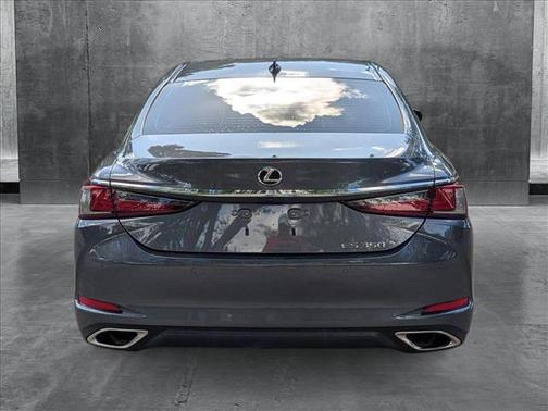 2022 Lexus ES 350 Base