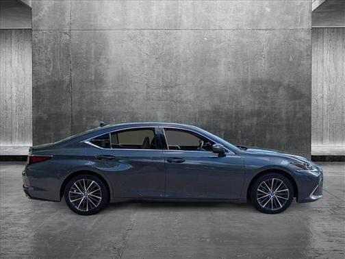 2022 Lexus ES 350 Base