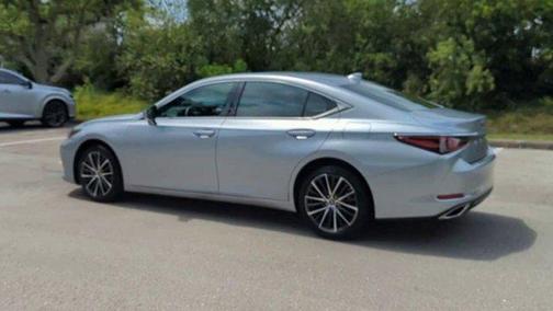 2022 Lexus ES 350 Base
