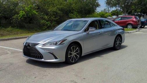 2022 Lexus ES 350 Base