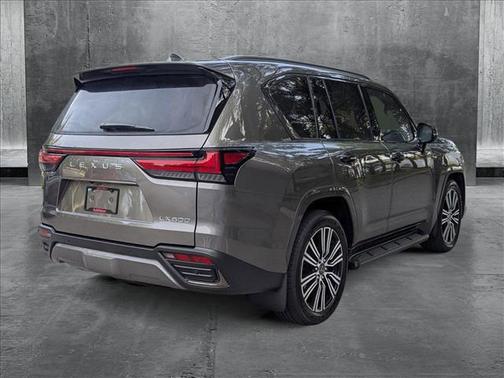 2025 Lexus LX 600 Luxury