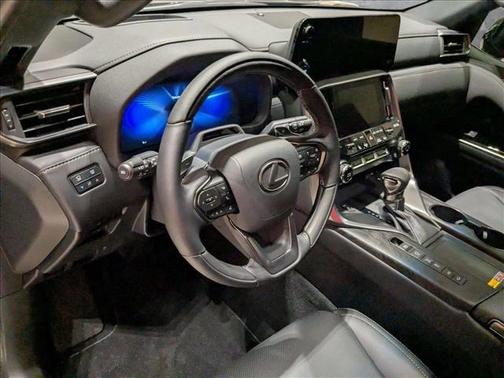 2025 Lexus LX 600 Luxury