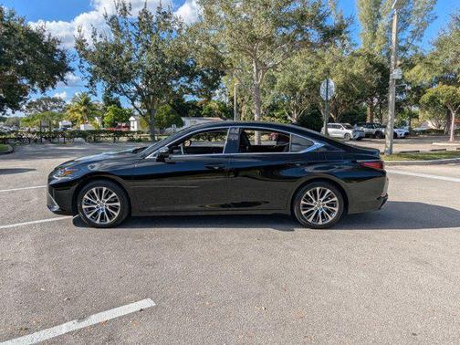 2021 Lexus ES 350 Base