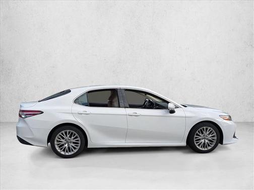 2018 Toyota Camry XLE