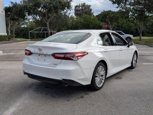 2018 Toyota Camry XLE