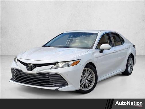 2018 Toyota Camry XLE