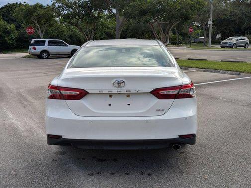 2018 Toyota Camry XLE