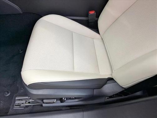 2025 Lexus ES 300h Base