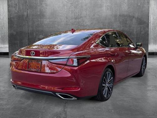 2025 Lexus ES 350 Base