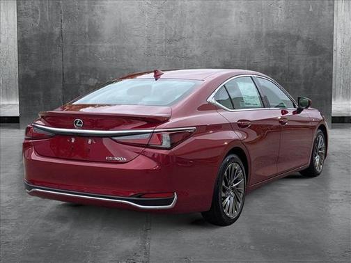 2025 Lexus ES 300h Luxury