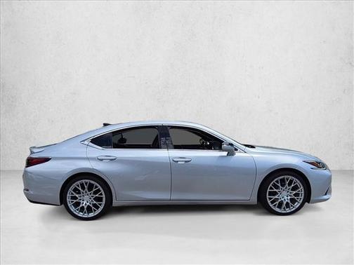 Silver 2019 Lexus ES 350 Luxury
