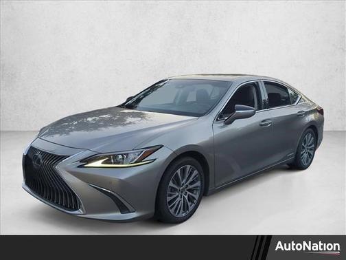 2019 Lexus ES 300h Base