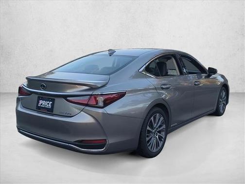 2019 Lexus ES 300h Base