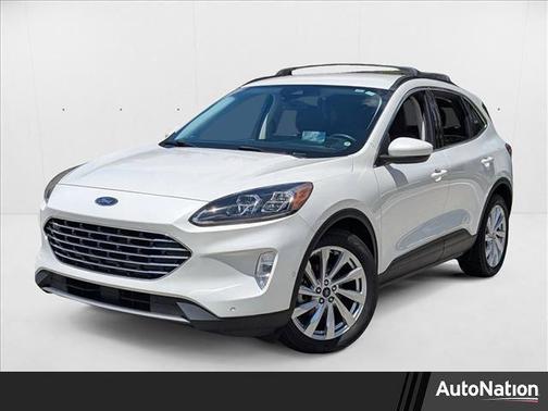 2022 Ford Escape Titanium