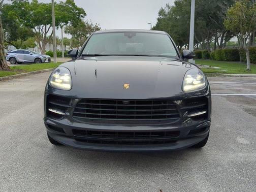 2021 Porsche Macan S