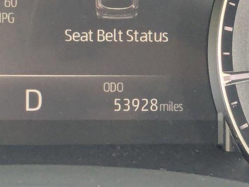 Moon Dust 2021 Toyota Highlander Hybrid Platinum