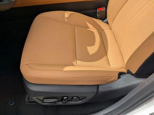 2025 Lexus NX 250 Base