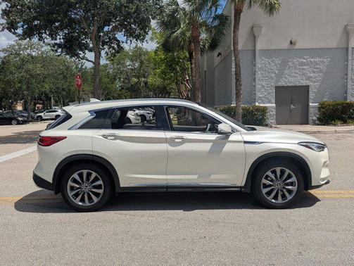 Majestic White 2019 INFINITI QX50 Luxe