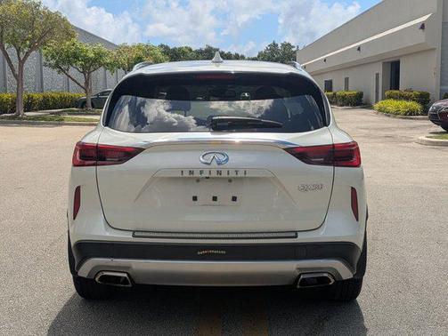 Majestic White 2019 INFINITI QX50 Luxe
