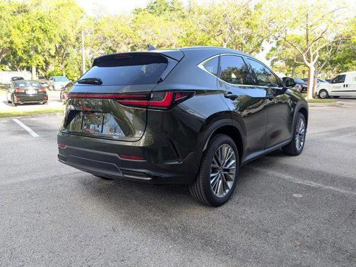 Nori Green Pearl 2026 Lexus NX 350 Luxury