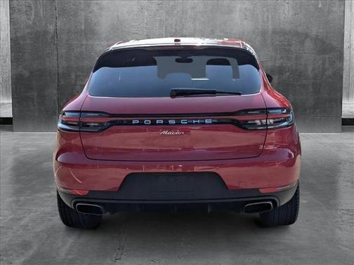 2021 Porsche Macan Base