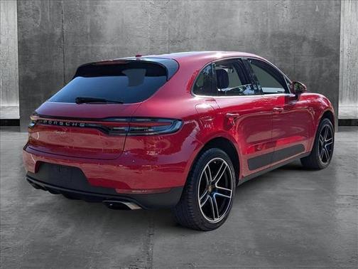 2021 Porsche Macan Base