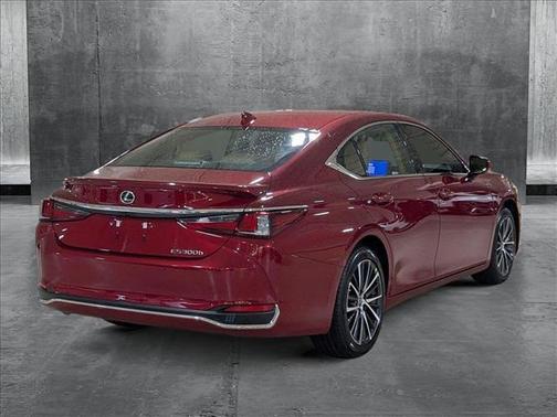 2025 Lexus ES 300h Base