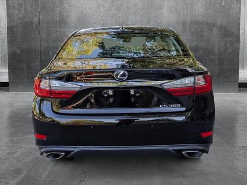 2017 Lexus ES 350 Base