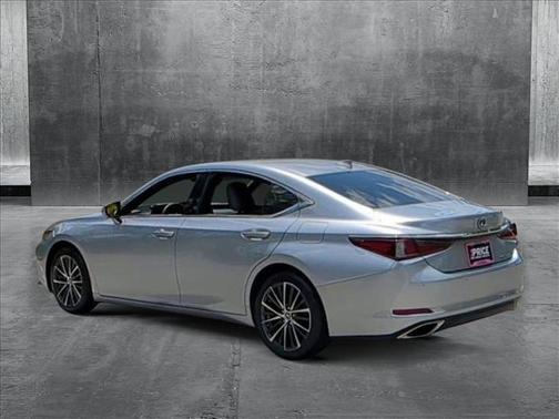 2022 Lexus ES 350 Base