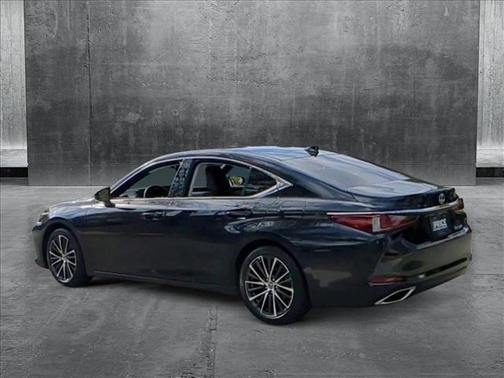 2022 Lexus ES 350 Base