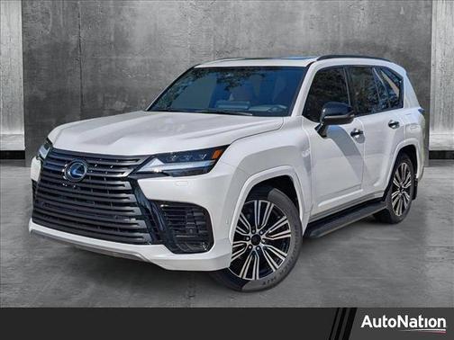 2025 Lexus LX 700h Luxury