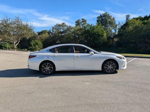 2023 Lexus ES 350 Base