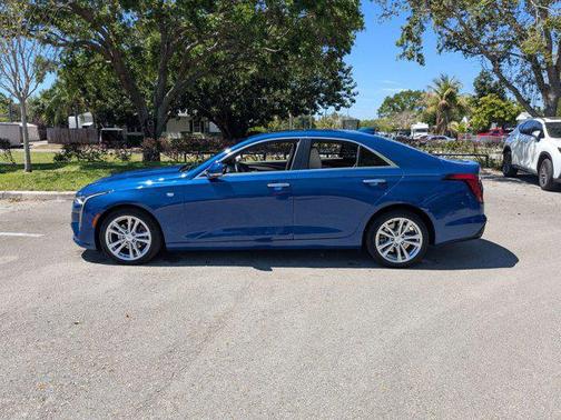 Wave Metallic 2022 Cadillac CT4 Luxury